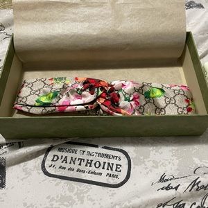 Gucci blooms print silk headband M